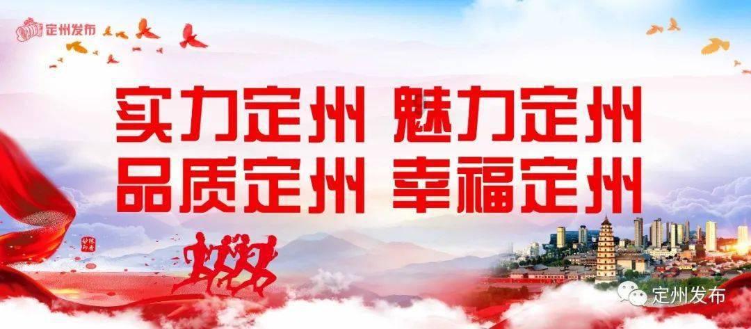时尚芭比做美甲