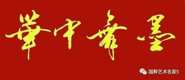 迪丽热巴真会,可爱挑战“千颂伊式”自拍,养生杯衬托的肌肤雪白