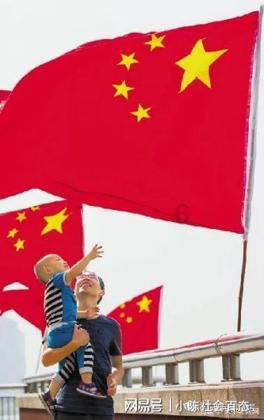 时尚公主做美甲