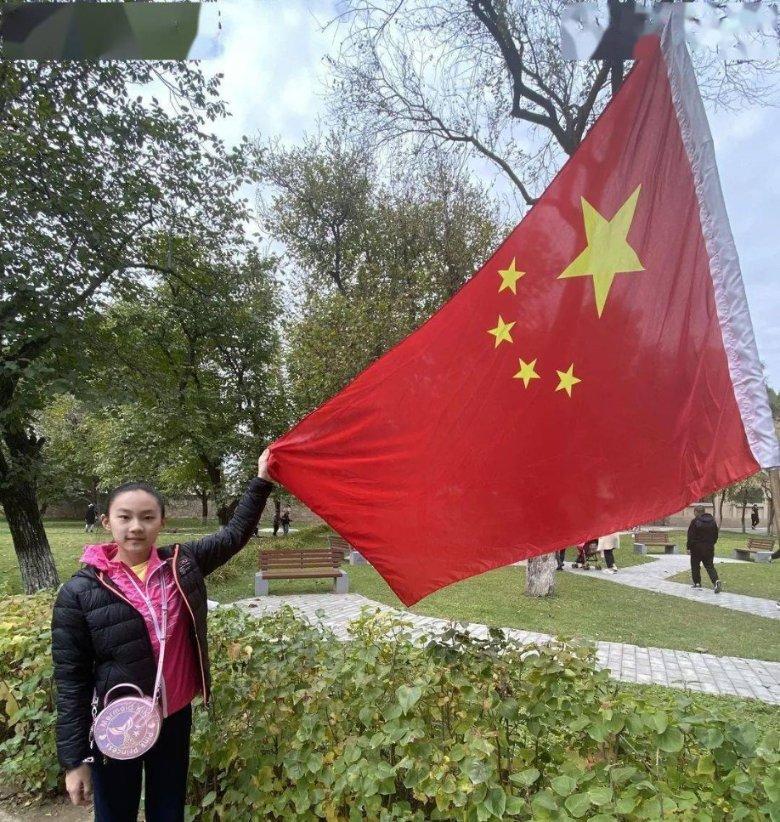 逃离破旧弃城