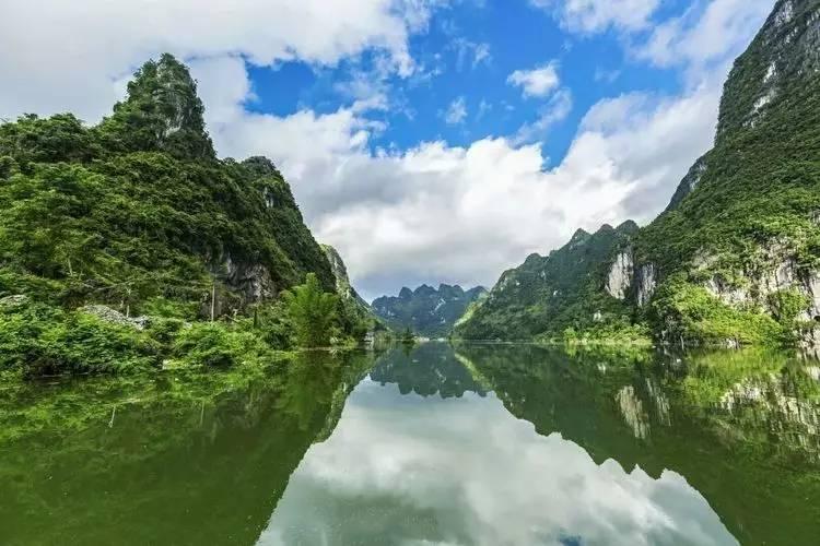 轩辕剑龙舞云山