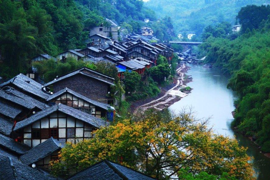 逃出小村落