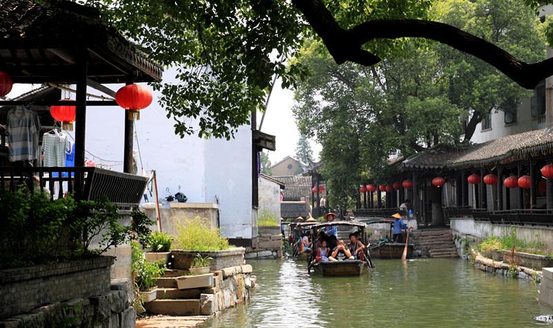 我的好朋友和她的前任谈恋爱怎么办？游戏画面